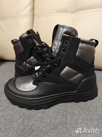 Reebok club c cleated mid unisex 36.5