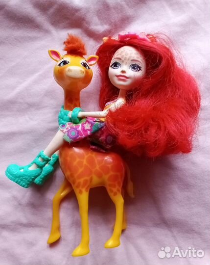 EnchanTimals Джиллиана на Жирафе