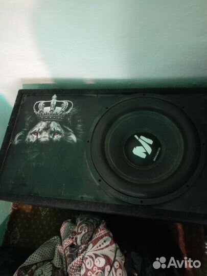 Продаю аккустику в машину