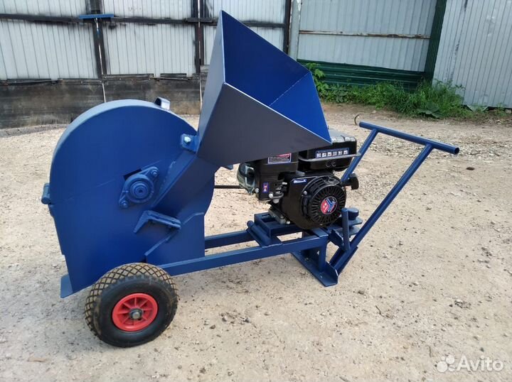 Измельчитель веток Сруб 300 Lifan6,5 лс