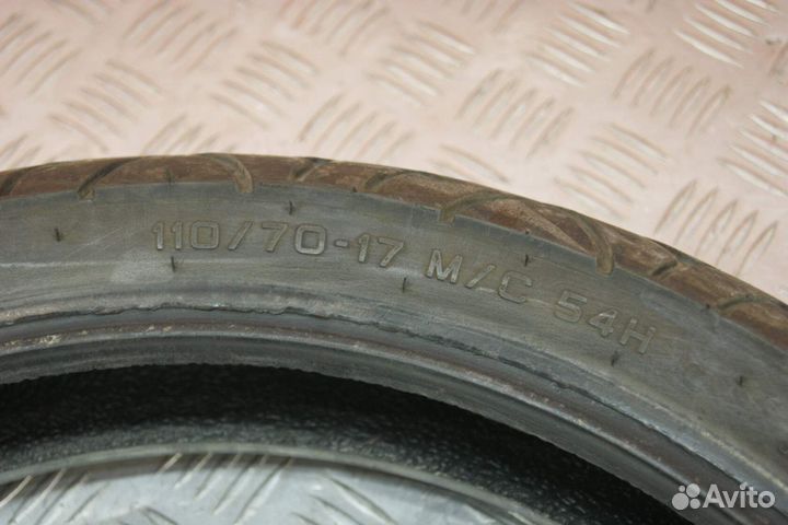 Шина 110/70-17 Pirelli