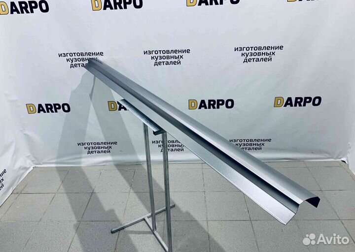 Пороги для Toyota Corolla 150 2006-2013 (E150)