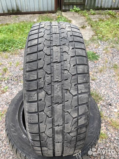 Toyo Observe Garit GIZ 205/55 R16 91Q