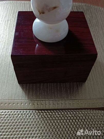 Фигурки из оникса