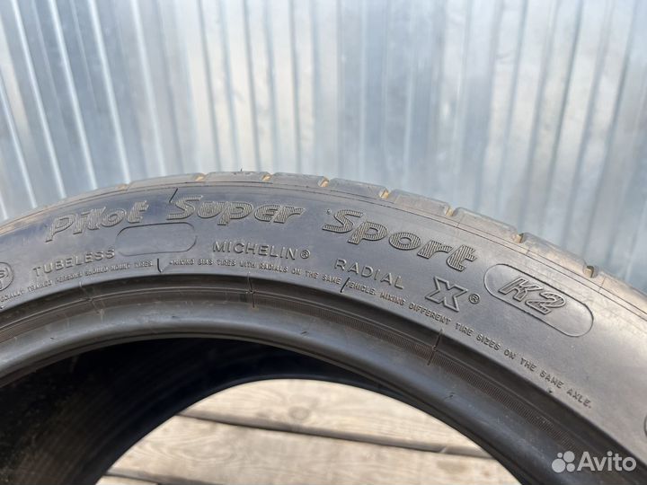Michelin Pilot Super Sport 285/35 R20