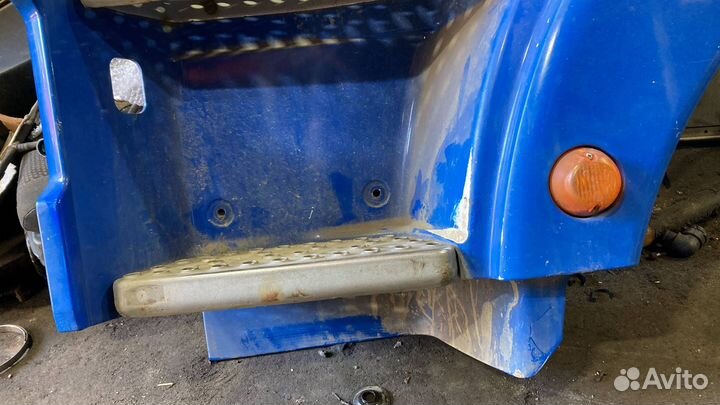 Крыло со ступеньками MAN TGA 2008 81615100713