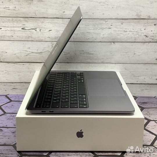 Apple макбук про 13 2020 M1 8/512gb Touchbar