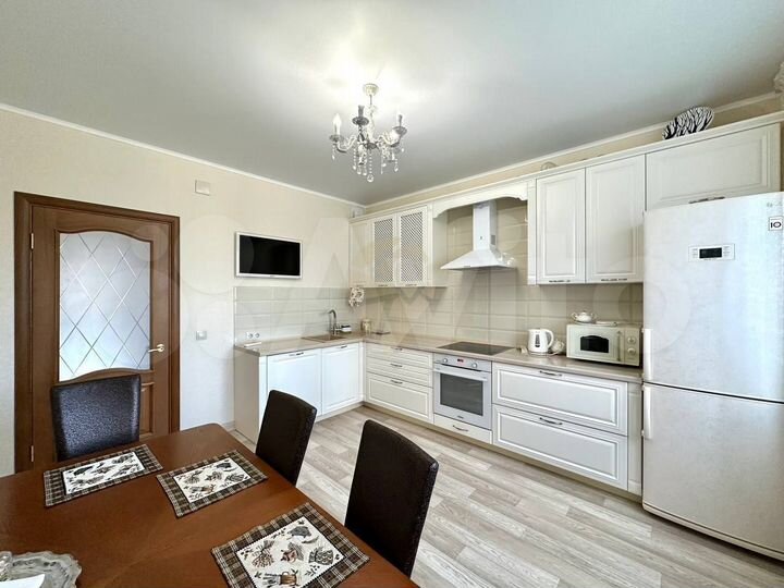 2-к. квартира, 61,3 м², 2/12 эт.