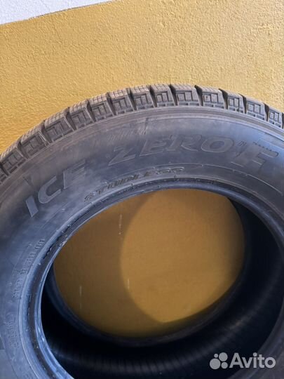 Pirelli Ice Zero FR 235/65 R17 108H