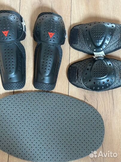 Мото куртка женская dainese (реплика )