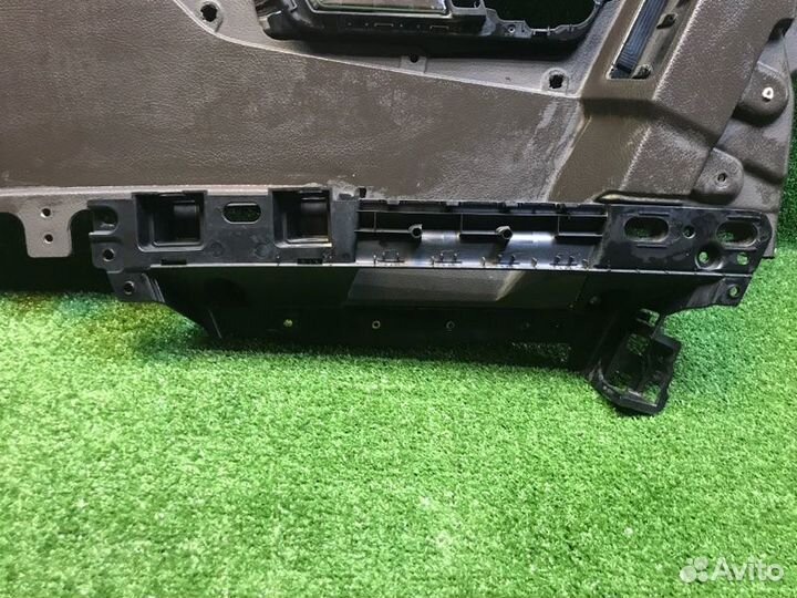 Обшивка двери передняя левая Mercedes Glk