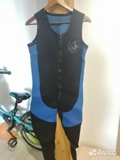 Неопреновый костюм