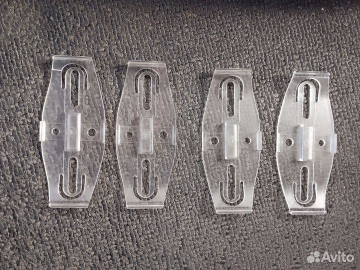 Крепление автомобильных номеров