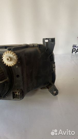 Фара левая фольцваген пассат б3