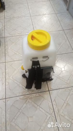 Опрыскиватель бензиновый Champion PS 227