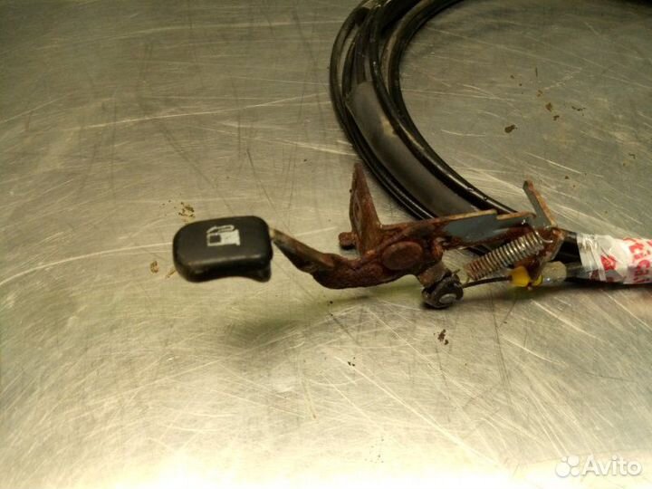 Тросик бензобака Chevrolet Lacetti J200 F16D3