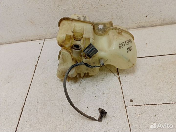 Бачок омывателя Вольво