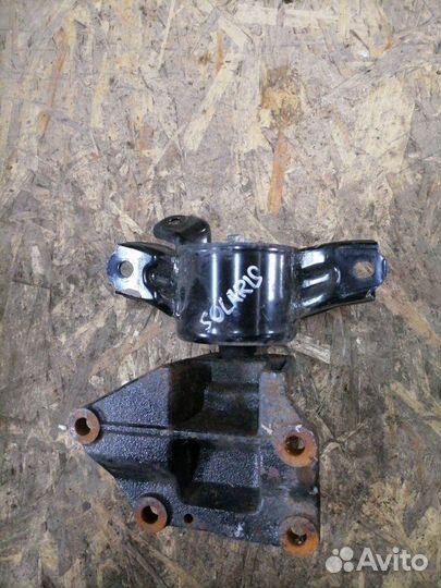 Подушка двигателя левая Hyundai Solaris G4FC 2016