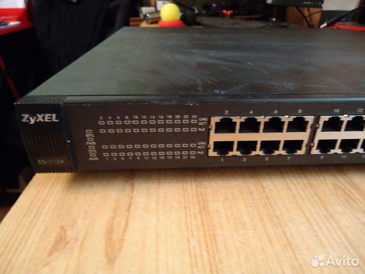 Коммутатор zyxel, ES-3124