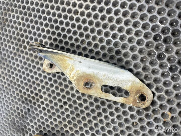 Петля капота Honda Civic Ferio EK5