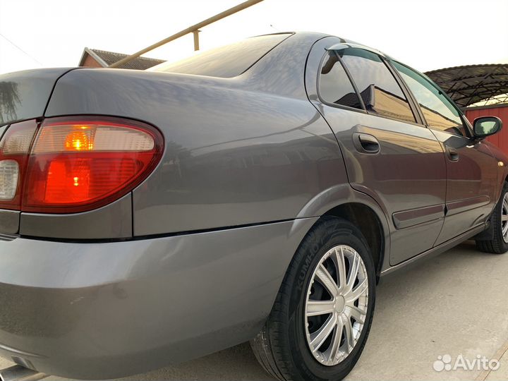 Nissan Almera 1.5 МТ, 2005, 242 774 км