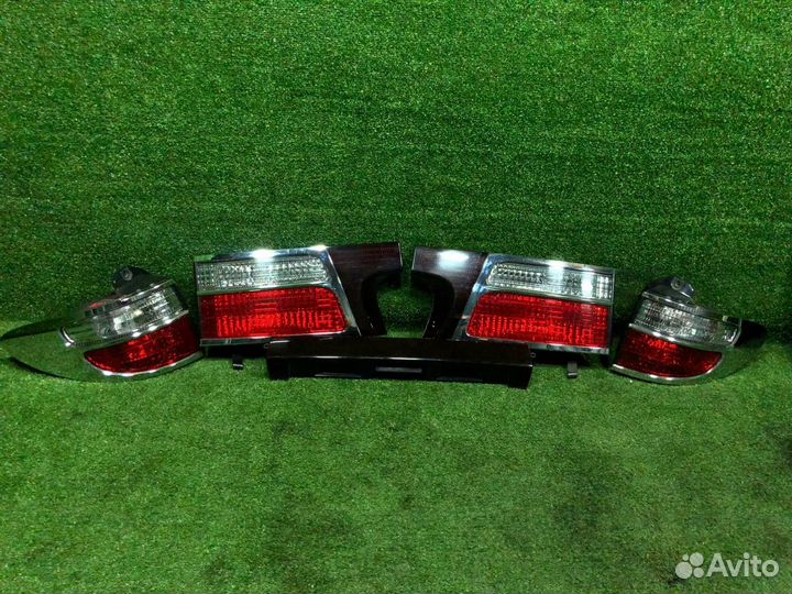 Комплект фонарей задний Toyota Estima ACR30