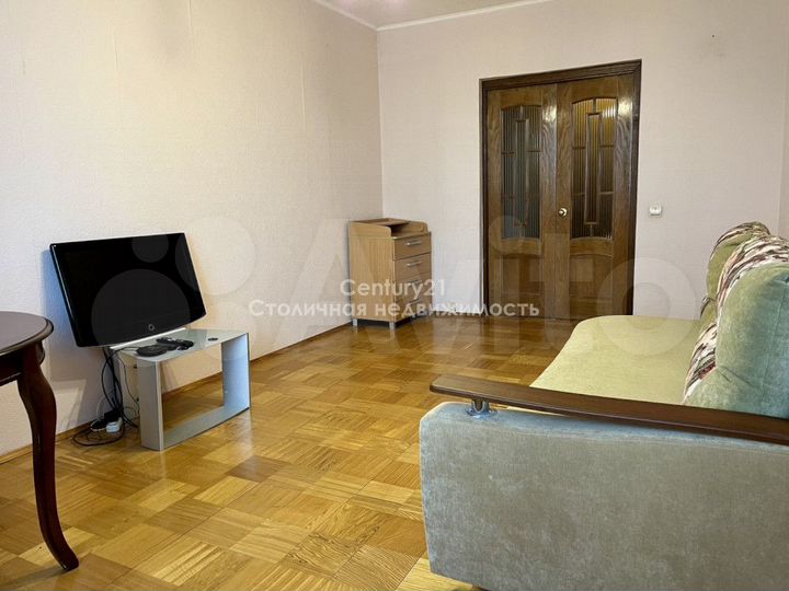 3-к. квартира, 75 м², 5/17 эт.