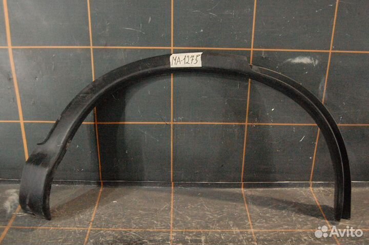 Накладка крыла заднего правого - Honda CR-V 4