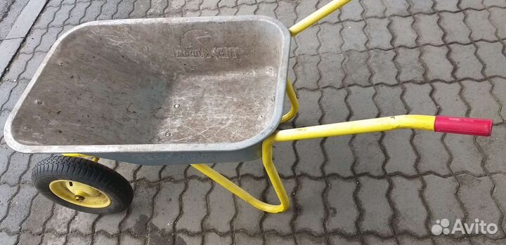 Тачка садовая бу