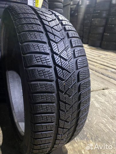 Pirelli Winter Sottozero 3 225/45 R19 96V