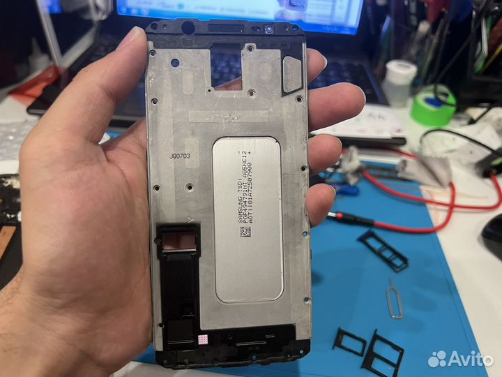 Samsung J8 2018 на запчасти