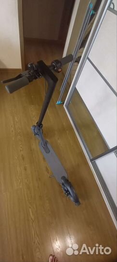 Электросамокат MI Essential