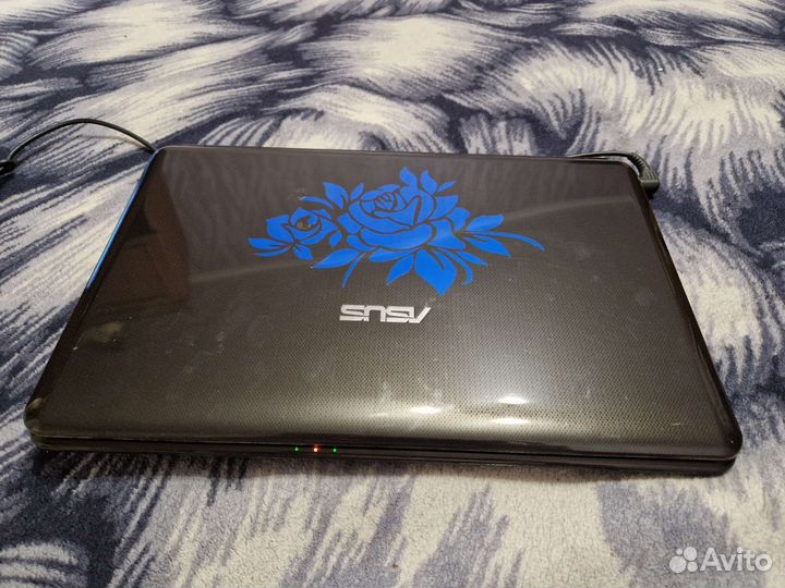 Ноутбук asus
