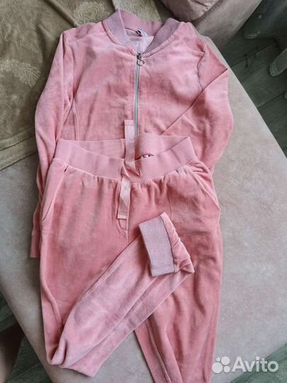 Спортивный костюм для девочки