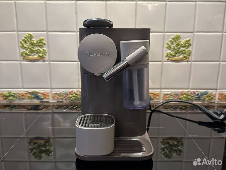 Капсульная кофемашина de longhi nespresso