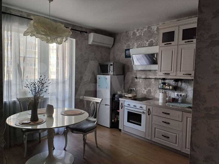 1-к. квартира, 45 м², 4/14 эт.