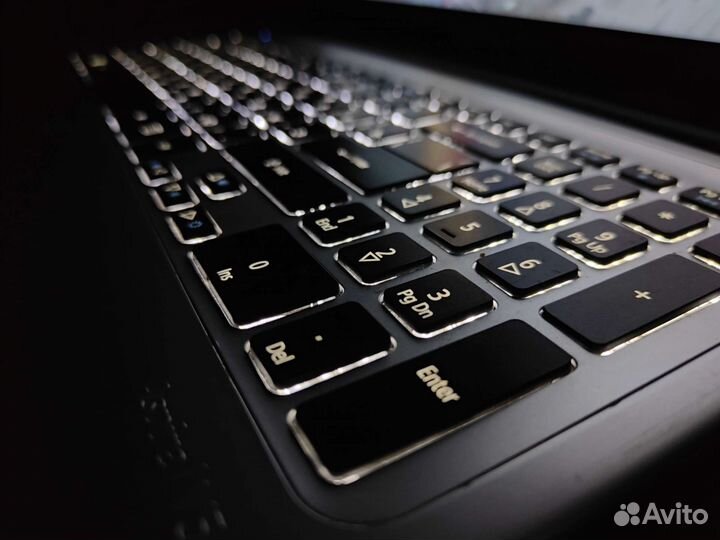 Acer Core i5 / подсветка клавиш / сенсорный экран