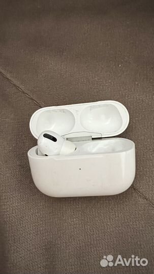 Apple airpods pro