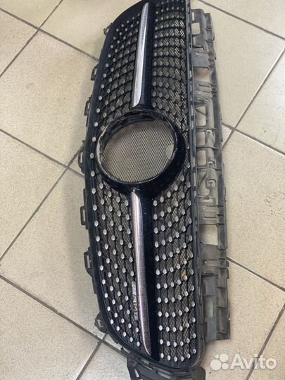 Решетка радиатора оригинал Diamond