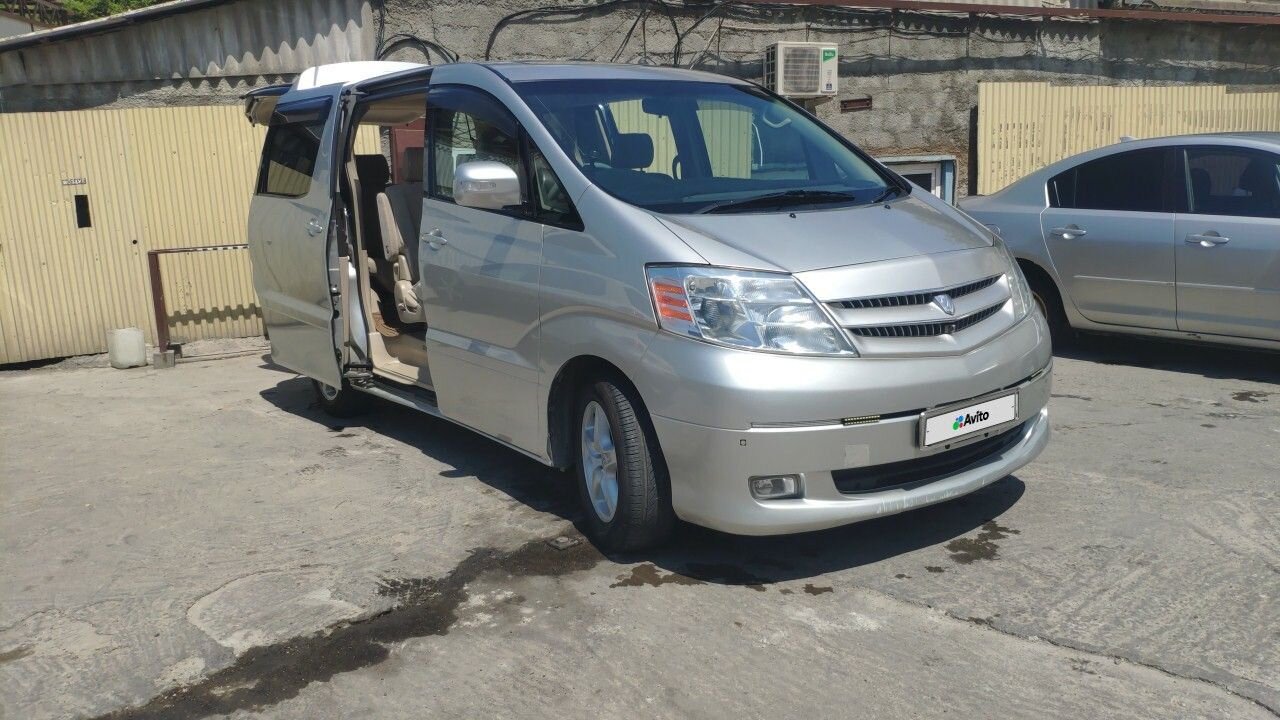 Toyota Alphard: фото владельца