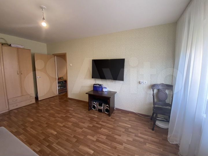 2-к. квартира, 62 м², 3/10 эт.