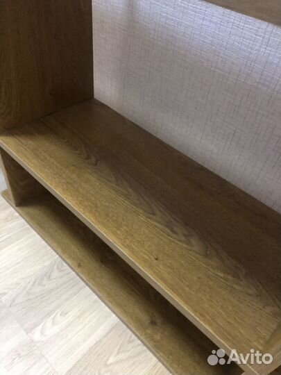 Полка настенная навесная