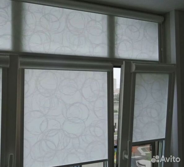 Рулонные шторы Зебра День Ночь