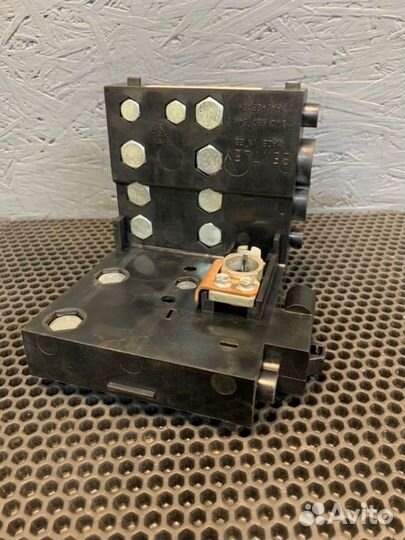 Блок предохранителей Bentley Continental Flying