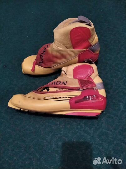 Ботинки для лыж