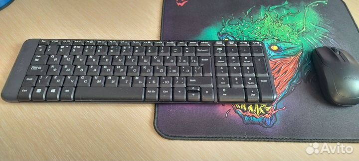 Беспроводная клавиатура и мышь logitech mk220