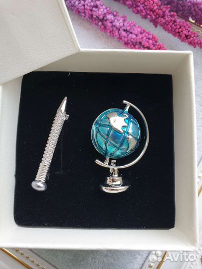 Брошь учителю