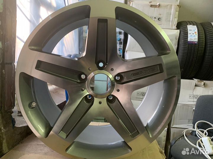 Диски R 19 на Mercedes G55