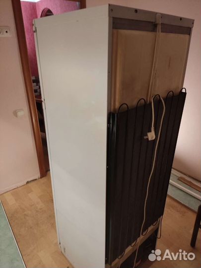 Холодильник бу ariston
