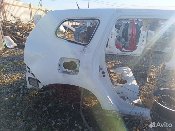 Крыло заднее правое четверть Рено Дастер 2 19-24г